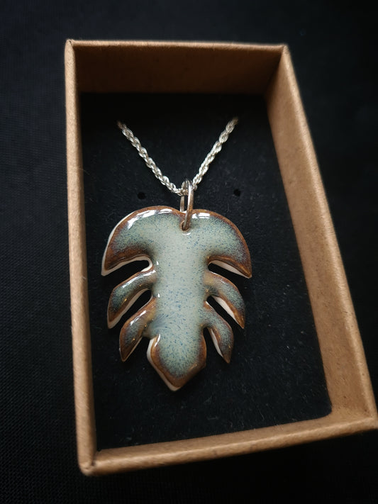 Monstera leaf necklace