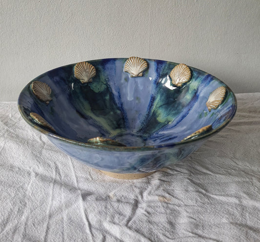 Shell serving bowl