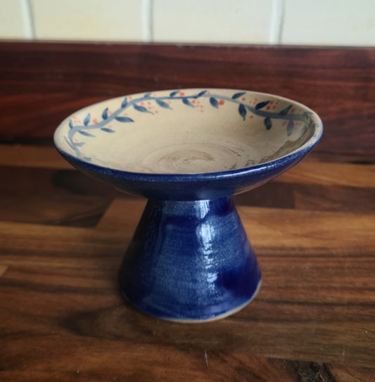 Pedestal trinket dish