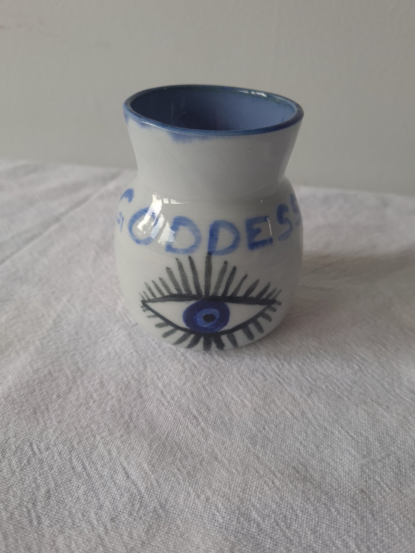 Goddess vase (blue)