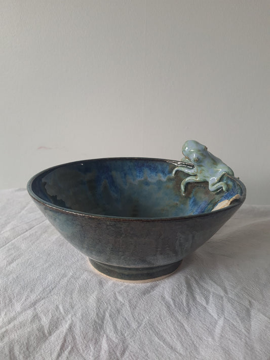 Octopus serving bowl