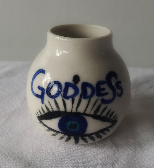 Goddess vase (round)