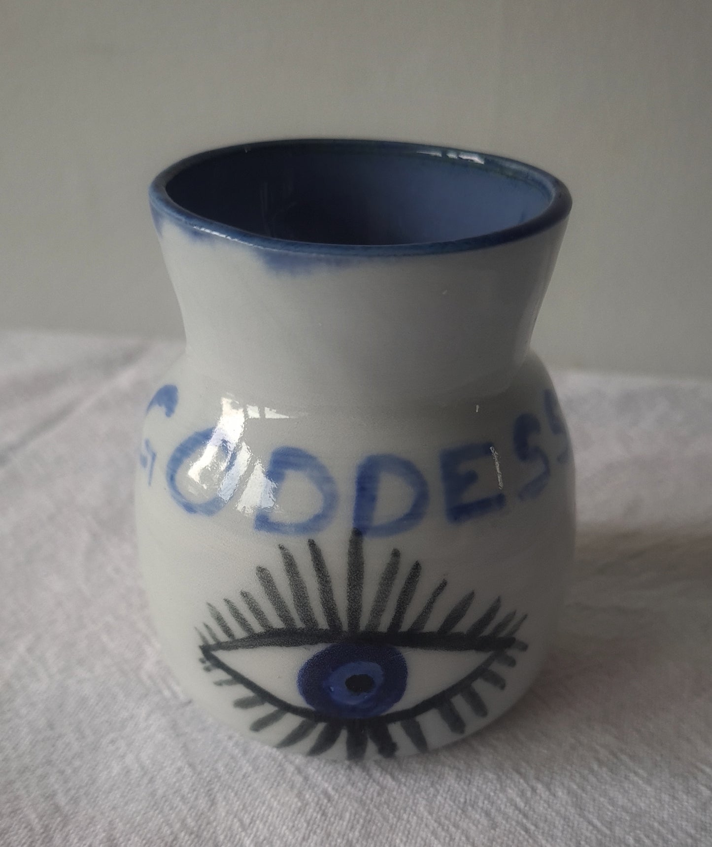 Goddess vase (blue)