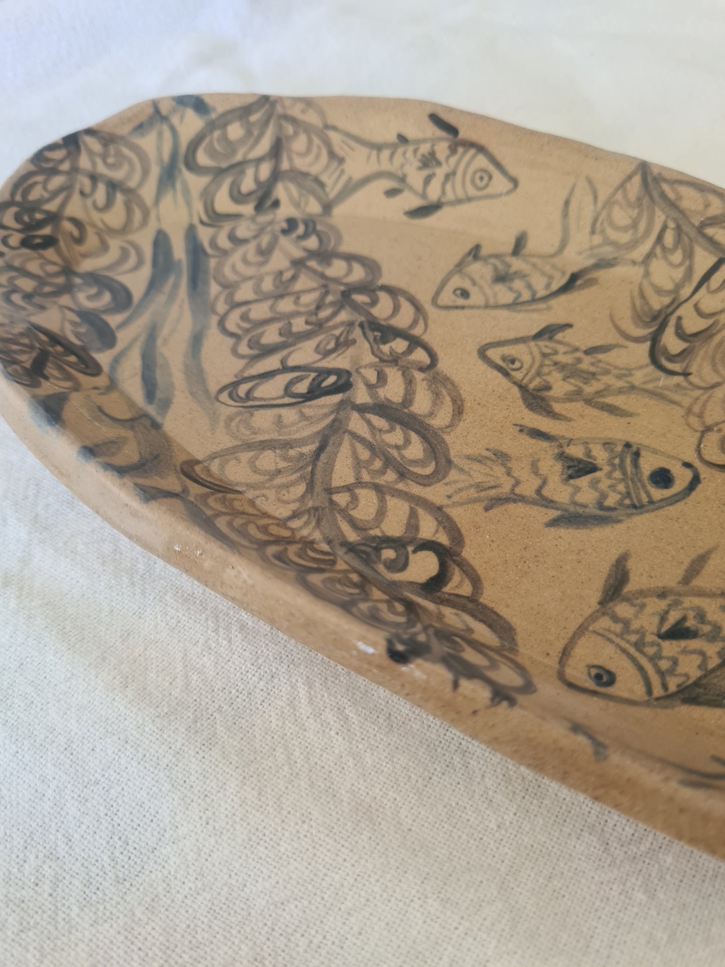 Fishes medium platter