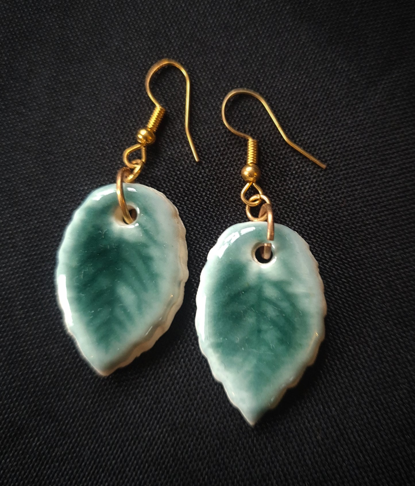 Leaf earrings