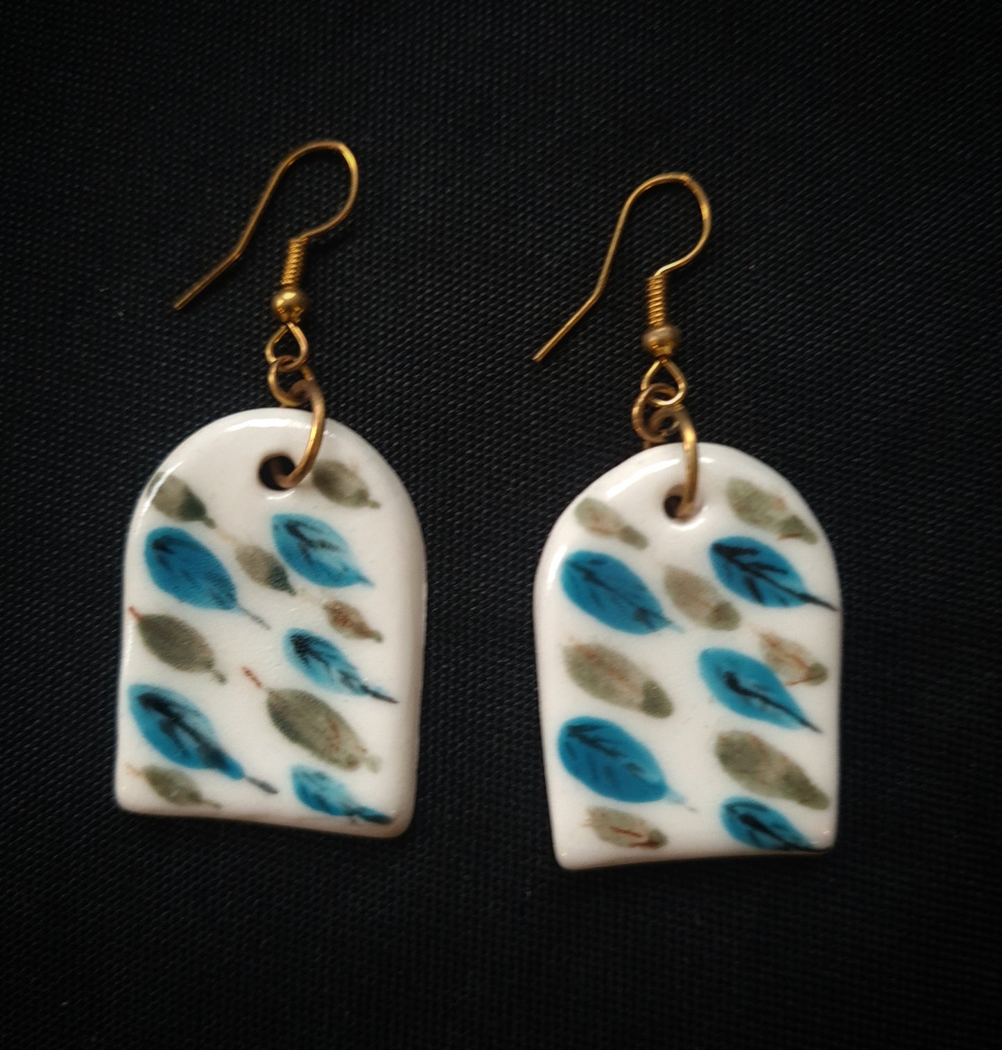 Leaf slab earrings